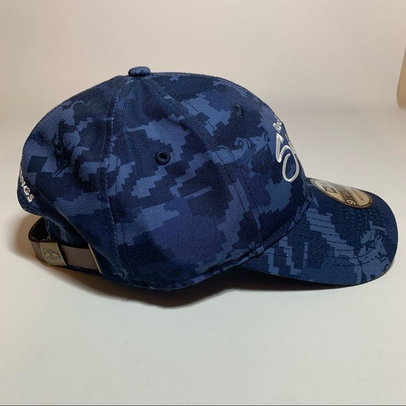 Redbull Signature Series 9Twenty New Era Hat Cap Strapback Blue Digicamo NWT - Picture 4 of 8